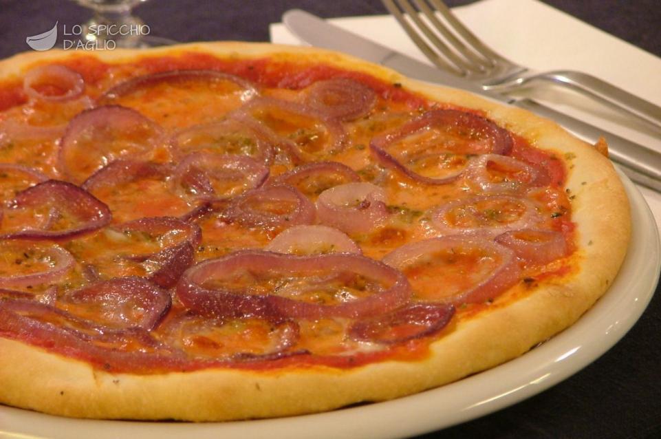 Pizza alle cipolle